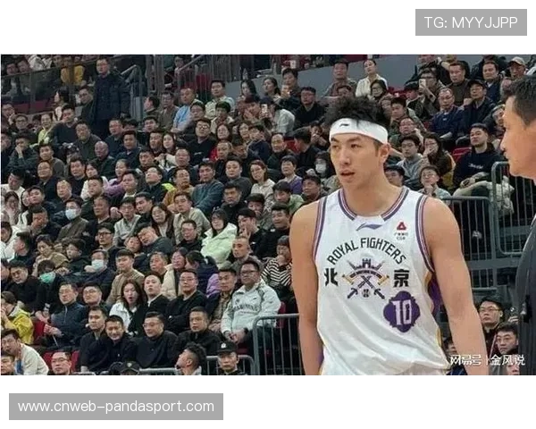 邹雨宸带伤砍关键分：首次担任队长的压力与动力